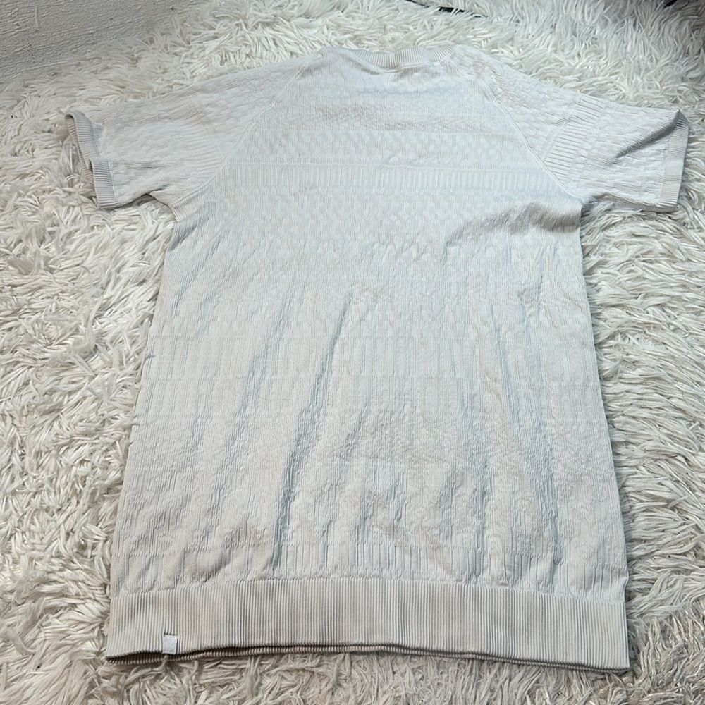 Lululemon Rest Less Short Sleeve White / White - Picture 4 of 5
